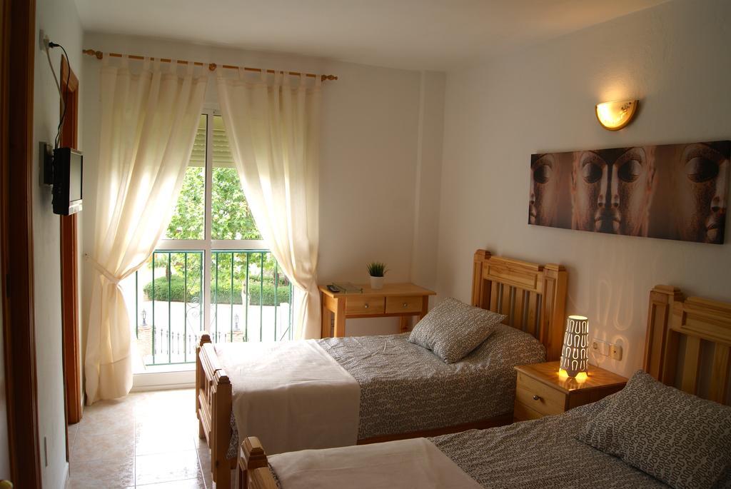 Hostal Sango Sierra De Las Nieves Alozaina الغرفة الصورة